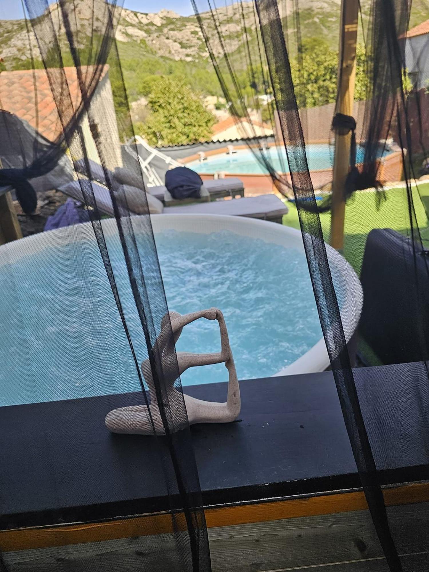 Le Nid Des Calanques Et Son Jacuzzi Apartment Marseille Exterior photo